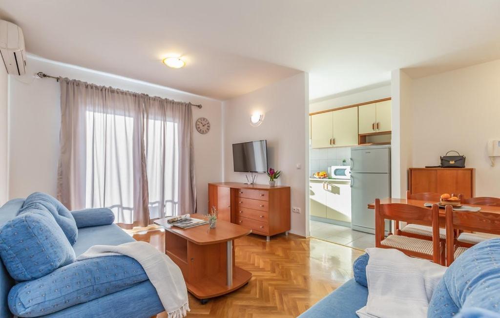 Apartments With A Parking Space Makarska - 18170 Kültér fotó